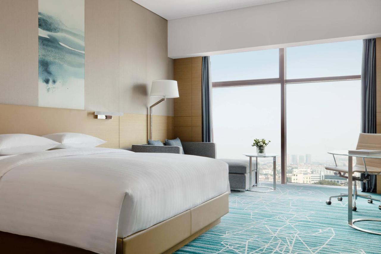 Courtyard By Marriott Shunde Longjiang, Near Furniture Fair Otel Dış mekan fotoğraf