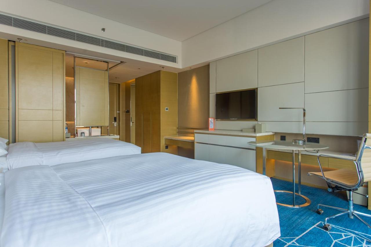 Courtyard By Marriott Shunde Longjiang, Near Furniture Fair Otel Dış mekan fotoğraf